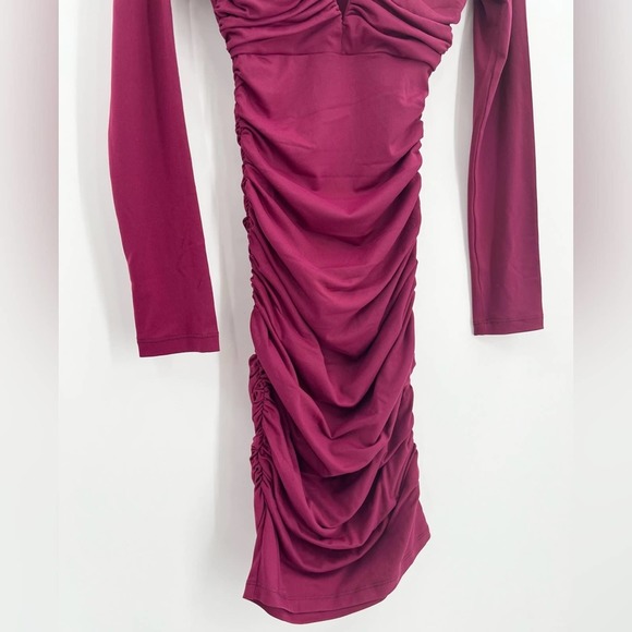 SUSANA MONACO Deep V Ruched Mini Dress Raspberry Red Long Sleeve Fitted Bodycon - Picture 4 of 9